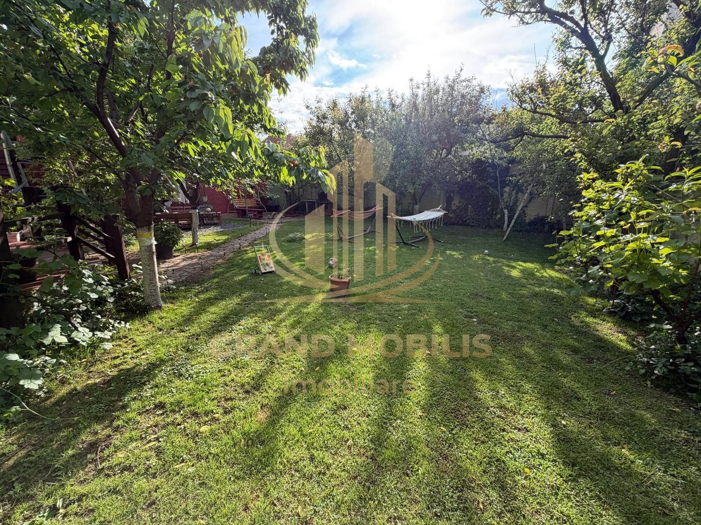 Casă P+E+Pod înalt, teren 574 mp, garaj și fotovoltaice – Zona Lipovei - imaginea 18