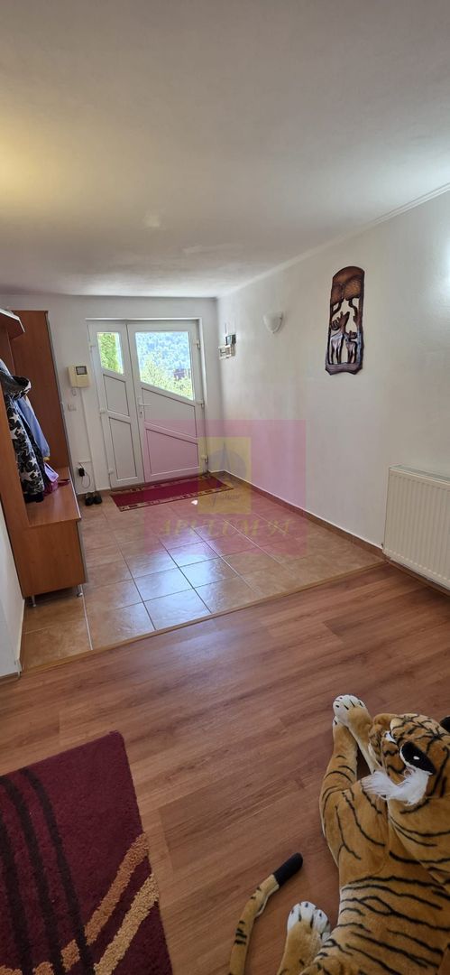 Vila cu 7 camere de vanzare in Busteni - imaginea 43