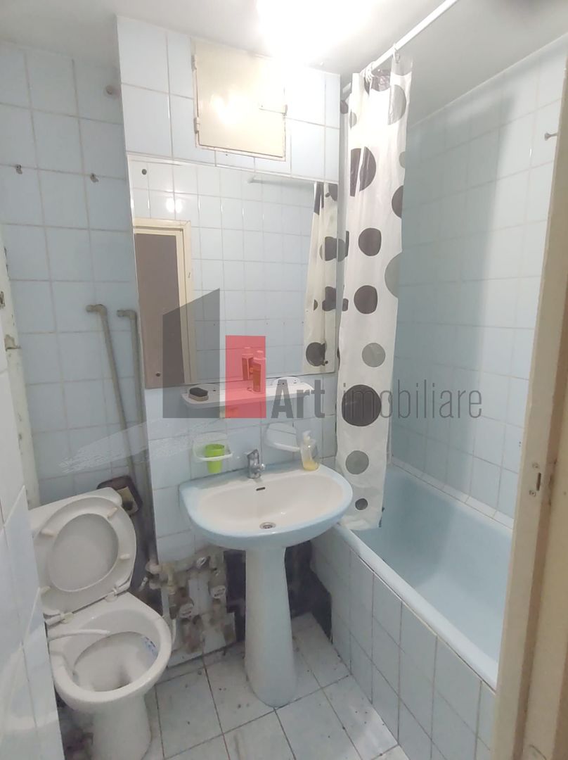 Vânzare apartament decomandat 2 camere - Metrou Lujerului - imaginea 3