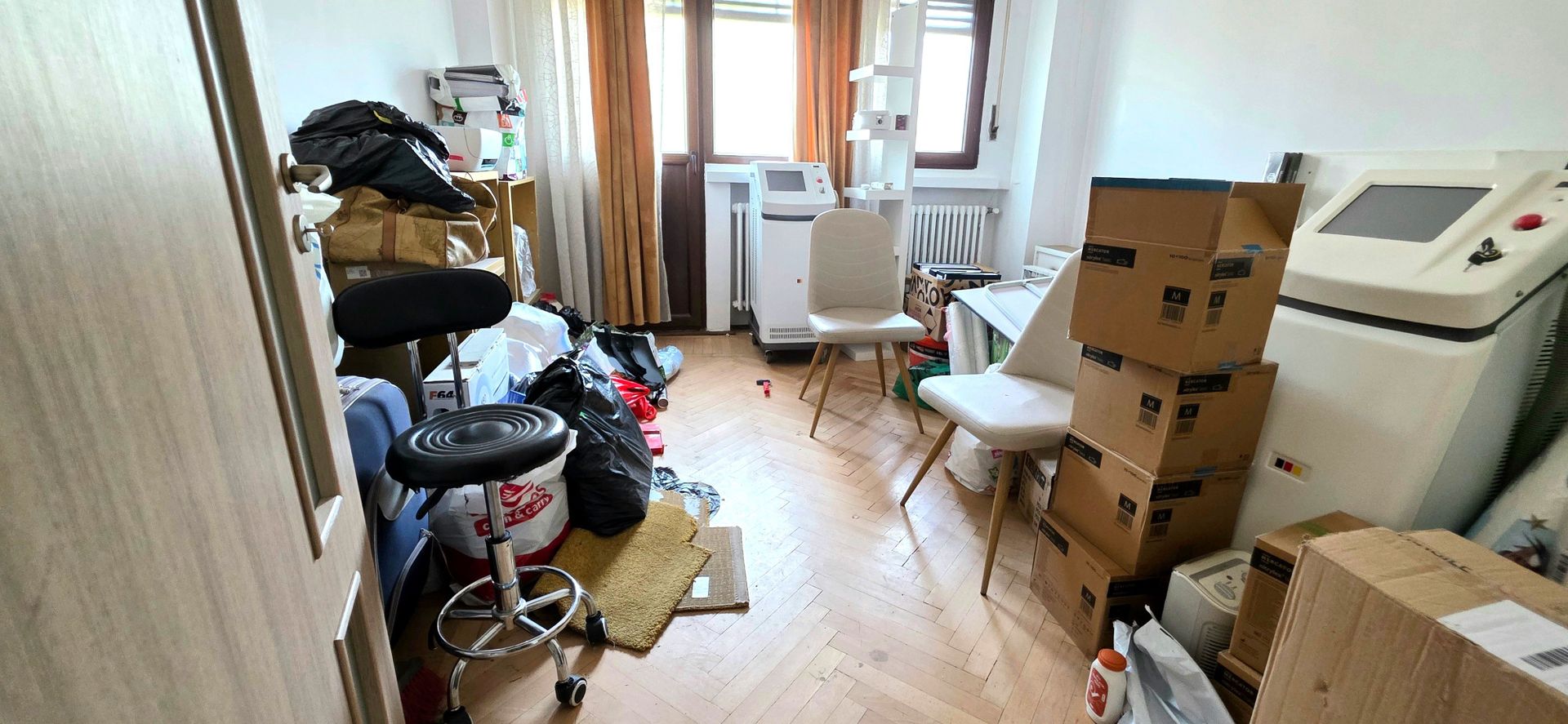 Apartament 2 camere de vânzare în zona Universitate ideal investitie - imaginea 5