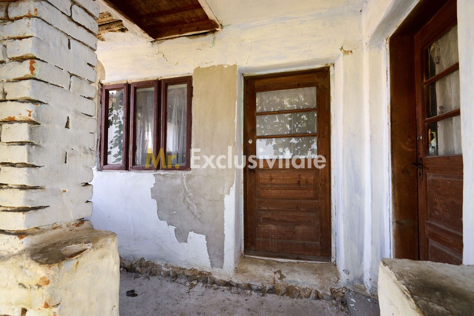Casa cu teren de 1.200 mp si livada–Badesti, comuna Pietrosani, Arges - imaginea 6