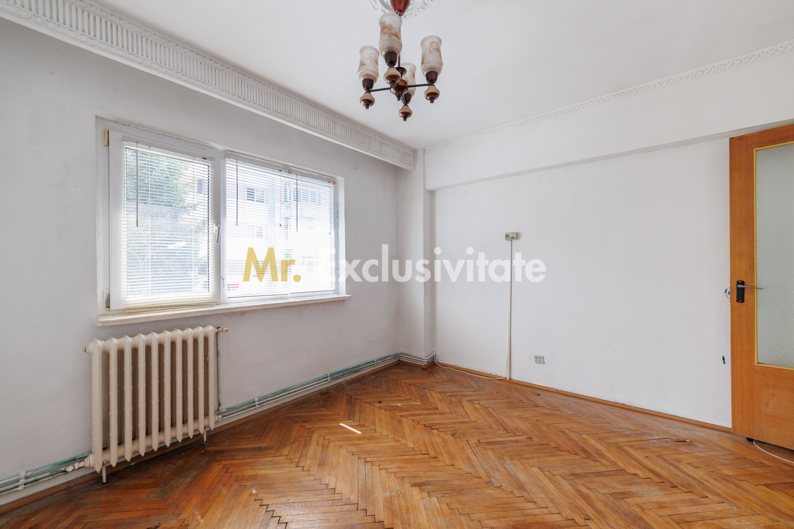 2 camere decomandate, Banat – etaj 2, centrală proprie, zonă excelentă - imaginea 3