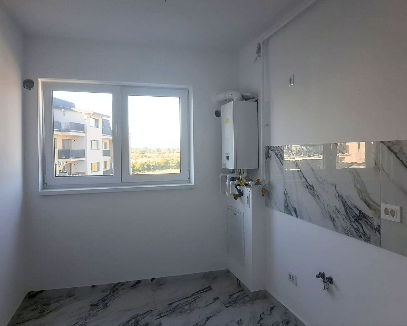 Apartament cu 3 camere situat la etajul 3 zona rezidentiala Rasnov - imaginea 24
