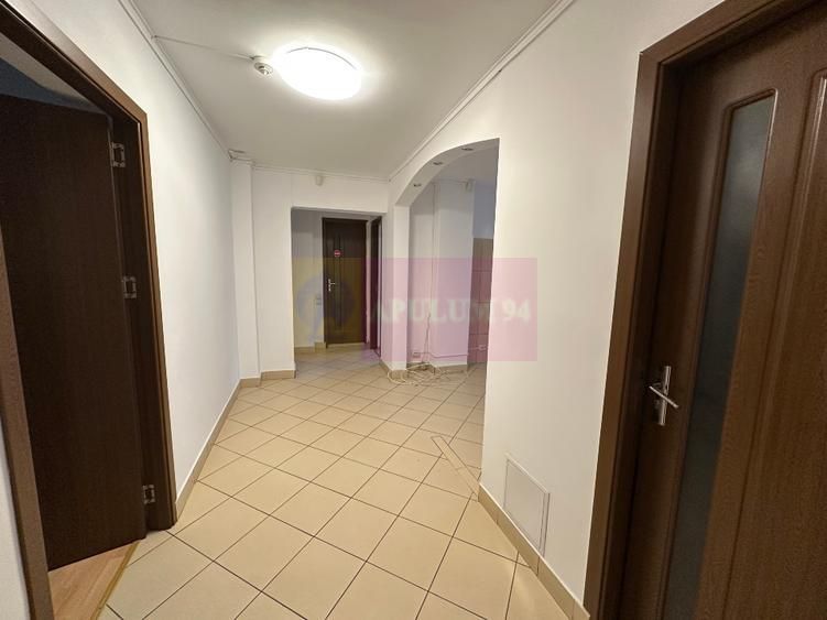 Vanzare apartament 3 camere-Rond Alba Iulia cu Centrala Termica