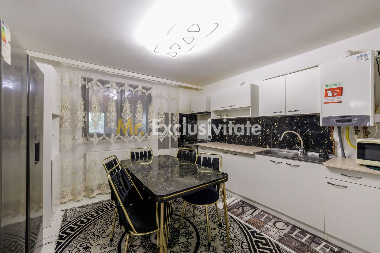 Proprietate cu 2 case si curte in Oarja, AG - imaginea 10
