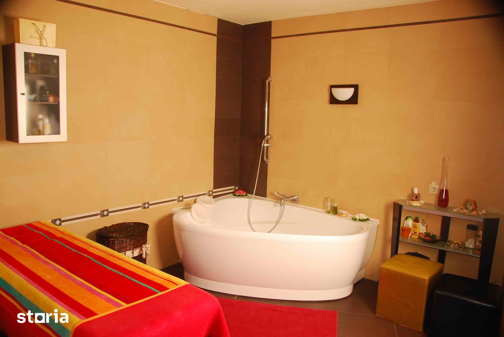 Vand casa 330 mp utili in zona planetelor Giroc, D+P+ E + pod - imaginea 11
