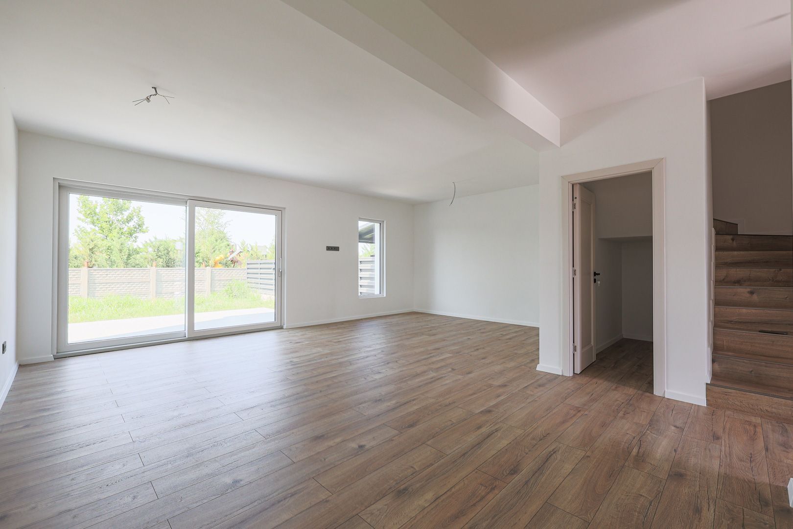 Casă NOUĂ 4 camere, smart & eco - zona Gai - COMISION 0%