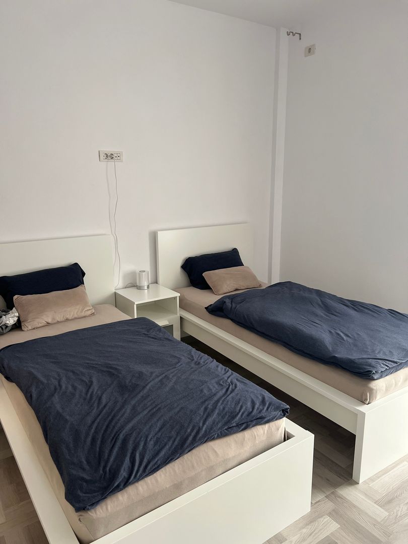 Apartament 3 camere | Prima închiriere | 72 mp utili + balcon 13 mp | - imaginea 3