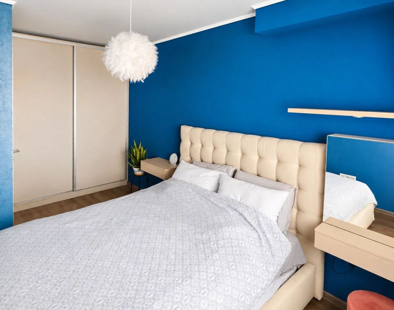 DUPLEX MODERN CU 3 CAMERE TERASĂ PARCARE ȘI BOXĂ CORESI - imaginea 7