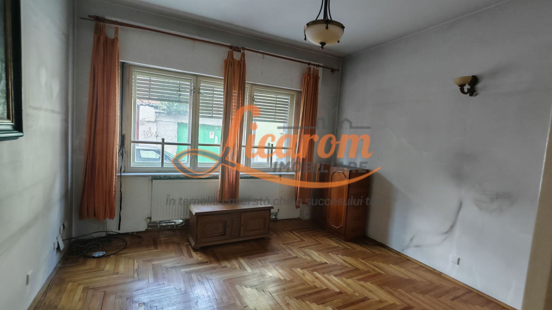 Casa PRETABILA DESTINATIE COMERCIALA,Brasovul Vechi,P+E, 3 cam - imaginea 5