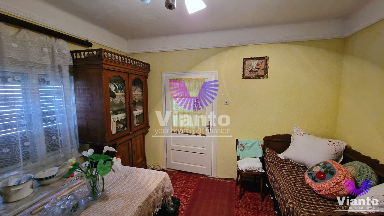 Casă în Poiana Sibiului | 909 mp teren | livadă și anexe gospodărești