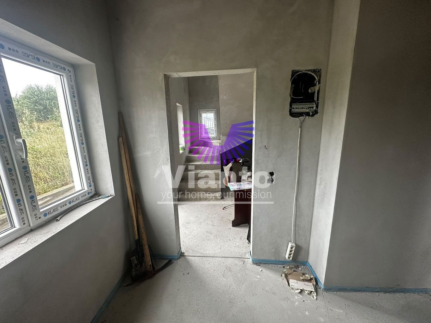 Casa Individuala cu 4 Camere 210mpu si Teren 727mp in Cisnadie