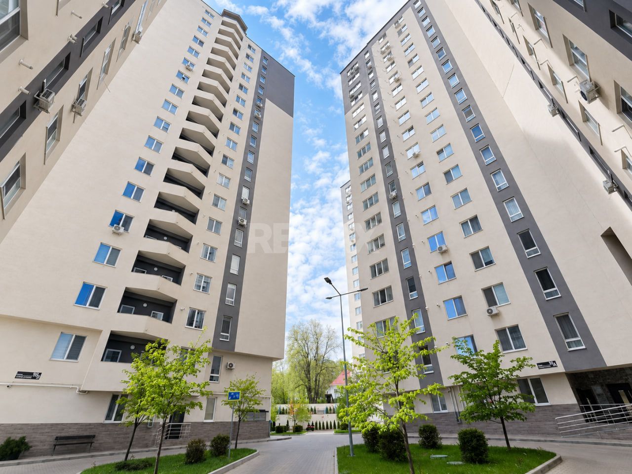Exclusiv! 3 camere, 80 m², Botanica, Tudor Strișcă – bloc nou dat în exploatare - imaginea 2