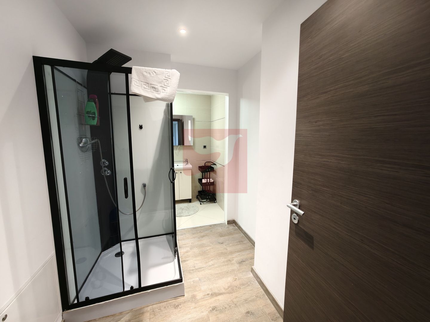 2 apartamente intr-unul singur! - imaginea 26
