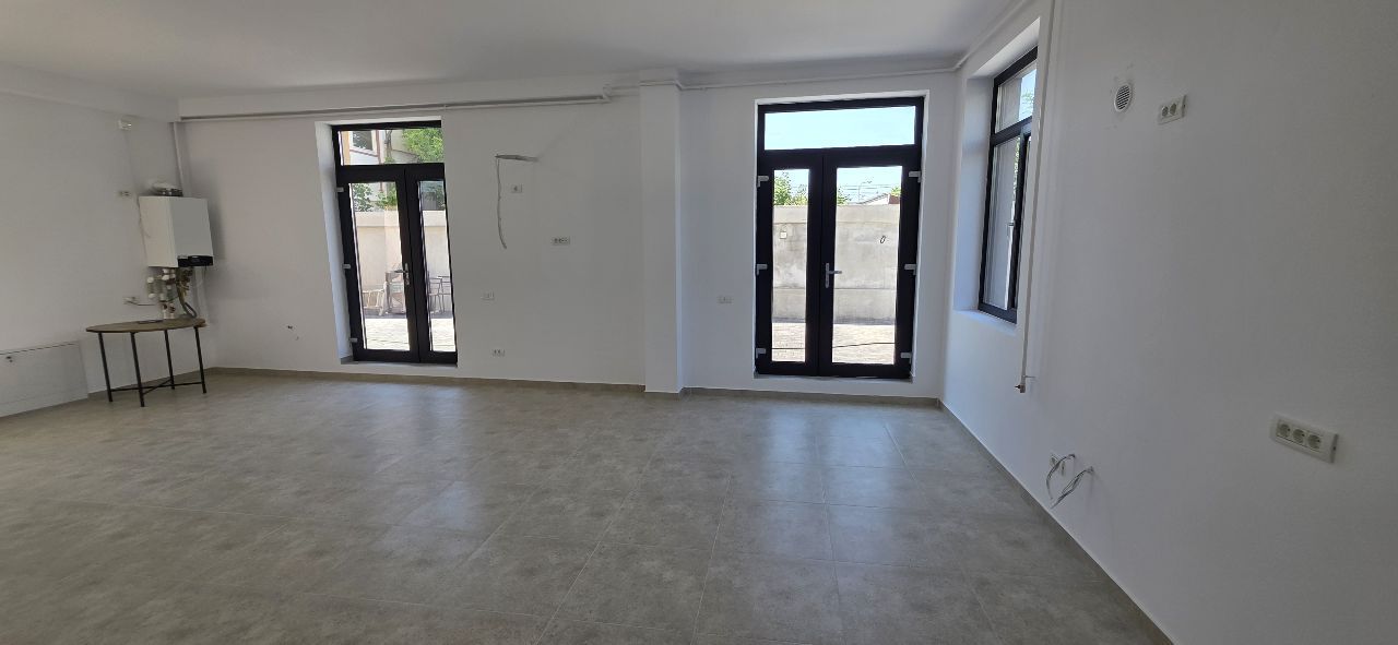 Salajan spatiu comercial 350 mp de inchiriat - imaginea 13