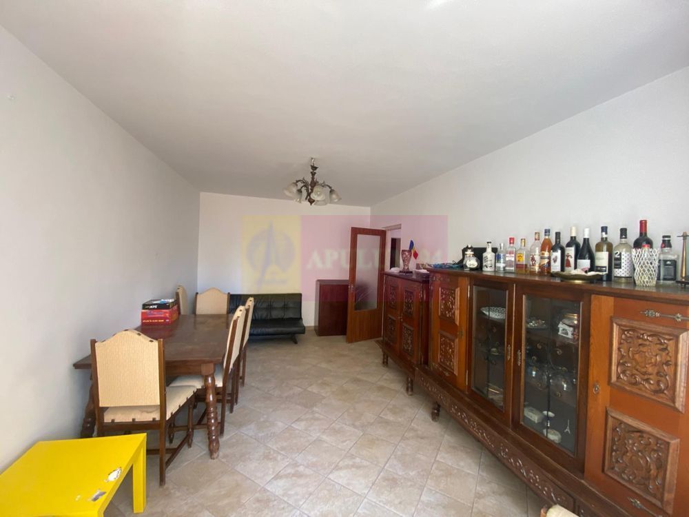 Vanzare apartament de 3 camere in Tineretului-metrou