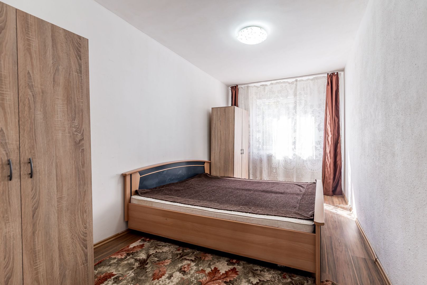 Imagine 1 - Apartament cu 3 camere, etaj 1 + loc de parcare zona Fortuna