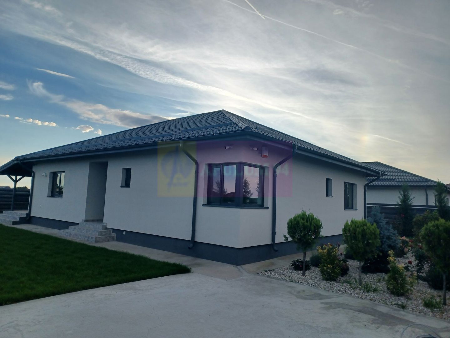 Casă nouă parter 162 mp, curte 504 mp, Săbăreni