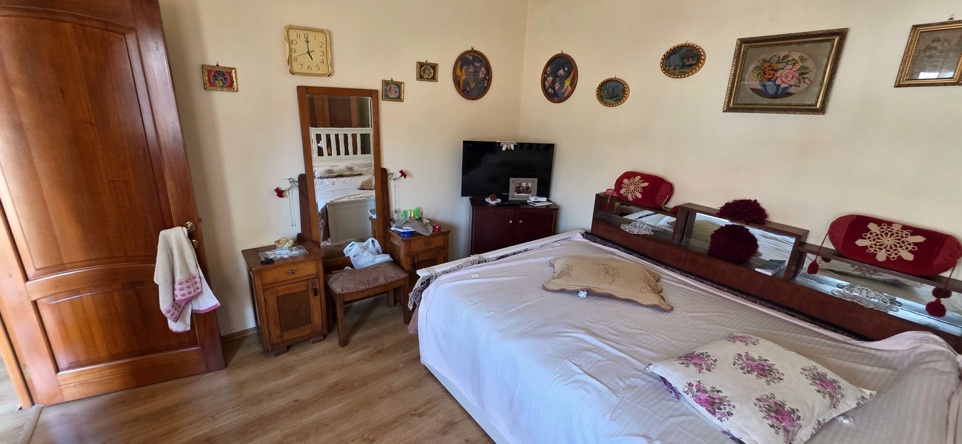 Mosilor apartament in vila 2 camere mobilate