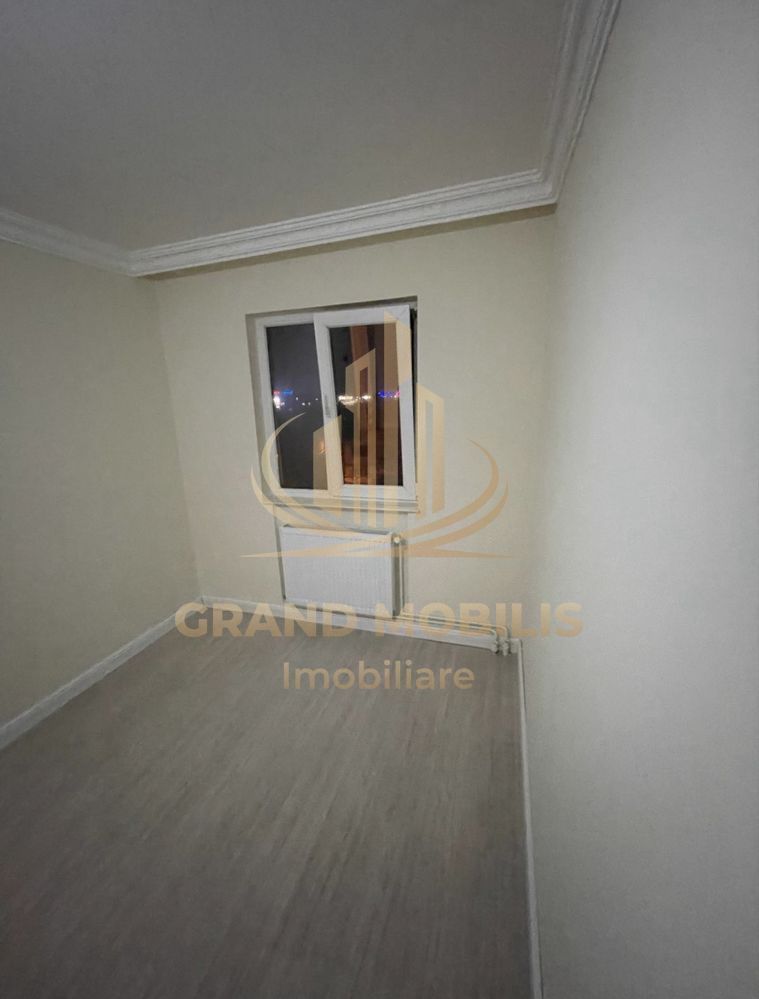 Apartament 2 camere cu balcon și centrală inclusă în preț