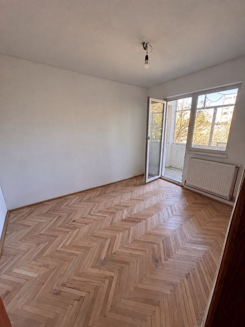 Apartament 3 camere renovat, cu centrală proprie, zona Dacia - imaginea 6