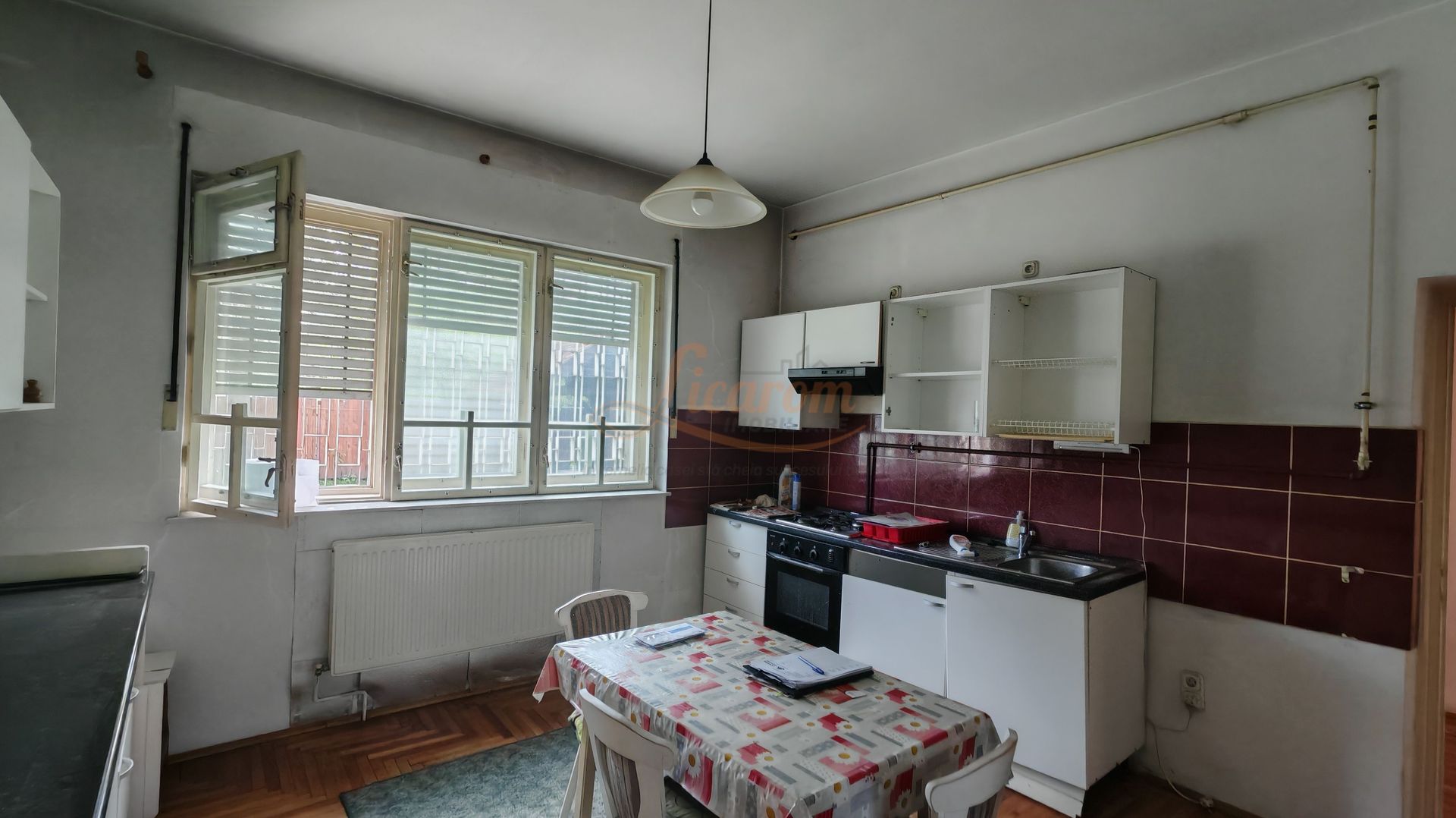 Casa PRETABILA DESTINATIE COMERCIALA,Brasovul Vechi,P+E, 3 cam - imaginea 7