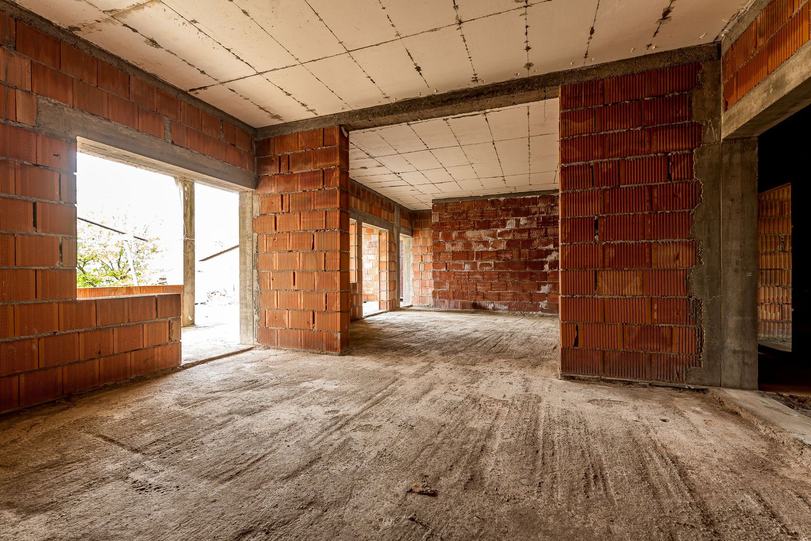 Imagine 12 - Casă finisată + casă în construcție, la același preț!