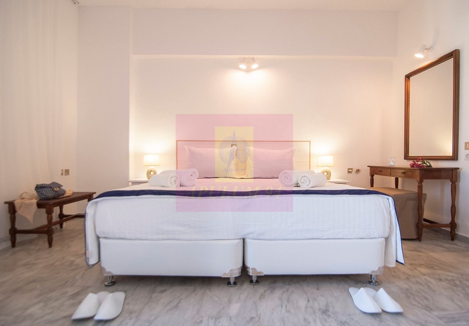 Hotel de vanzare, insula Aegina, Grecia,  prima linie la marea Egee