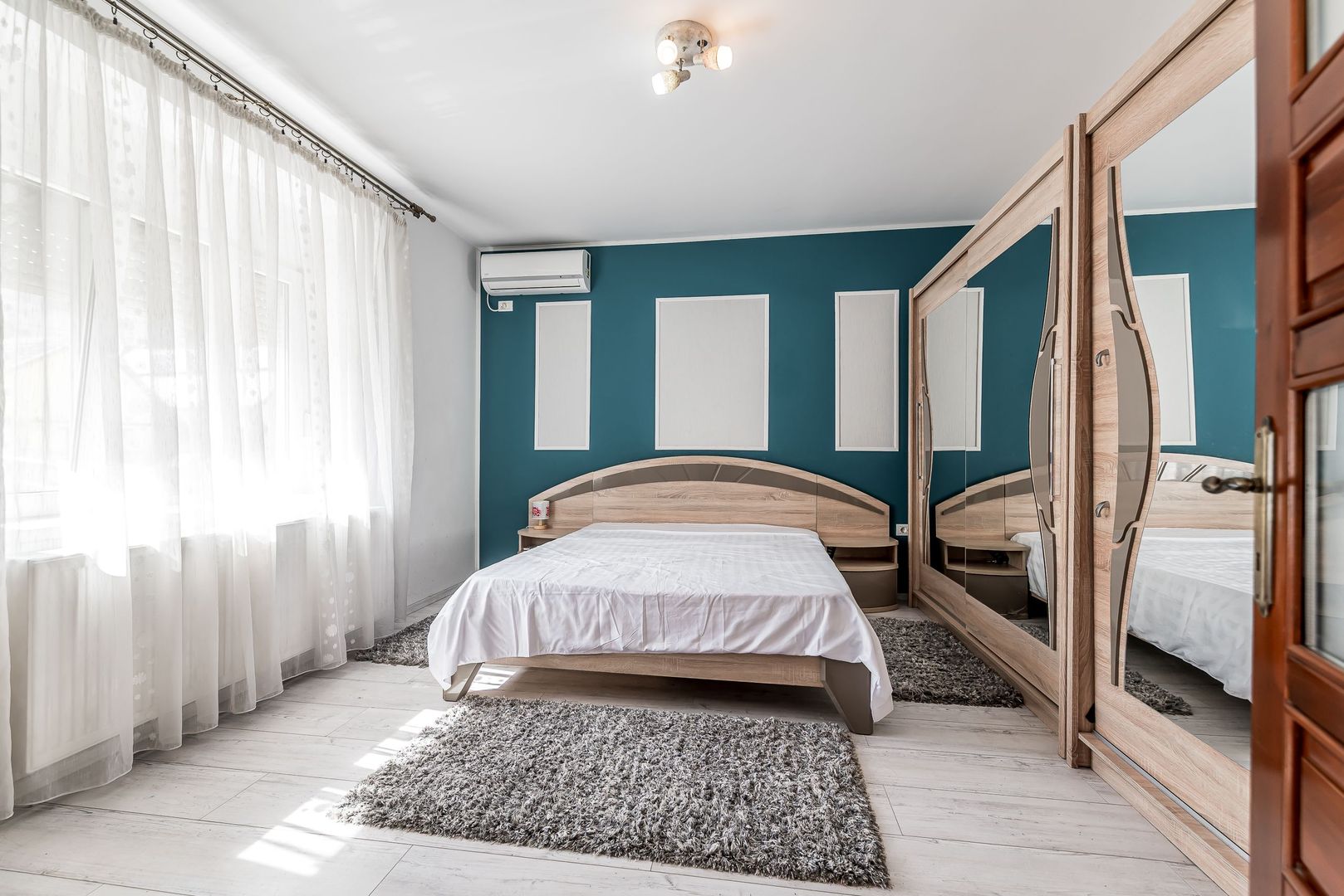 Imagine 6 - Casă în Vlaicu cu garaj și teren de 376 mp, Arad