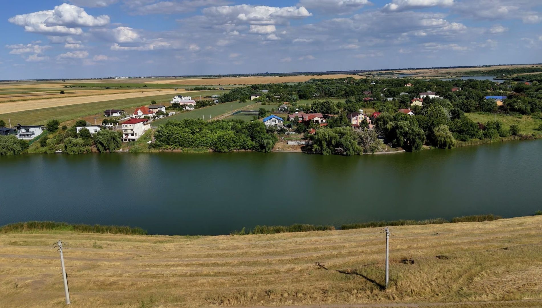 Teren intravilan de vânzare în Fundulea,  jud. Călărași