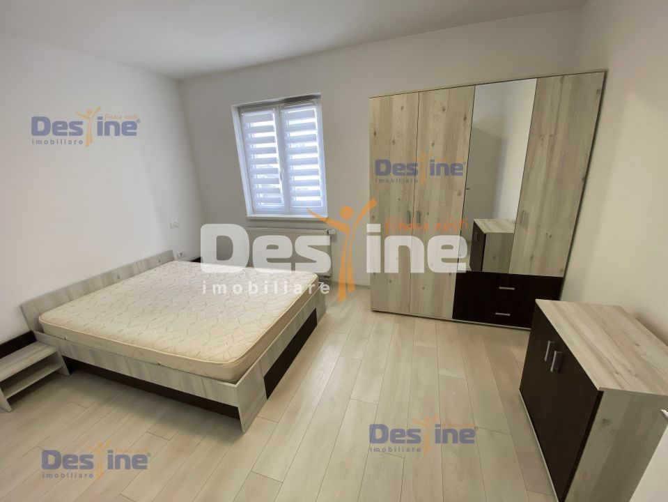 Apartament 2 camere decomandat,  etaj intermediar, doua terase, Coresi - imaginea 3