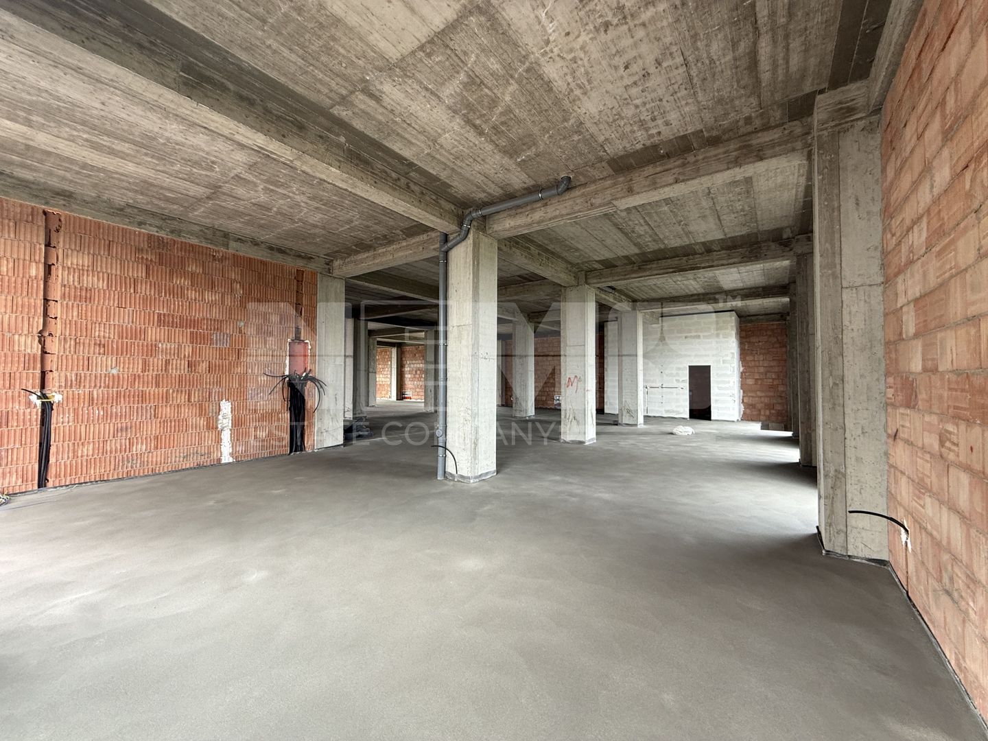 Spatiu comercial nou 550 mp Radauti 550.000 Euro - imaginea 4
