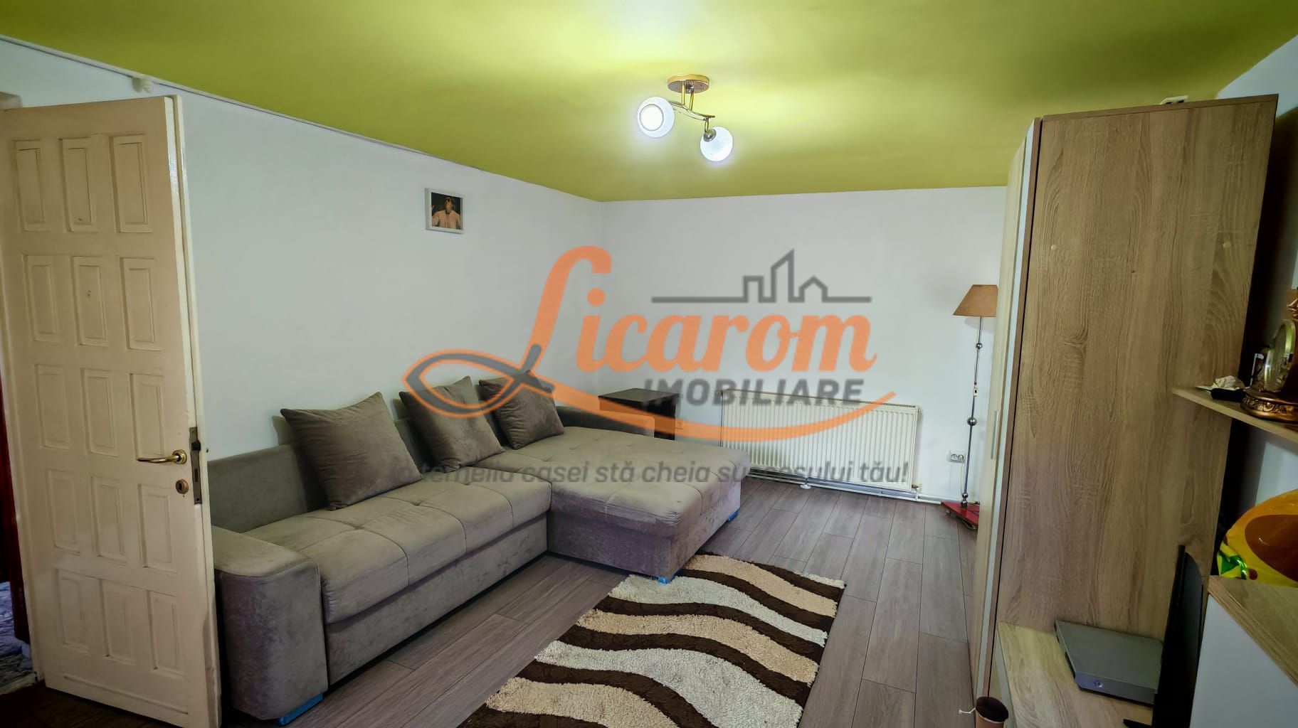 Corp de casa 4 camere zona Nicopole,curte comuna cu 1 familie. - imaginea 2