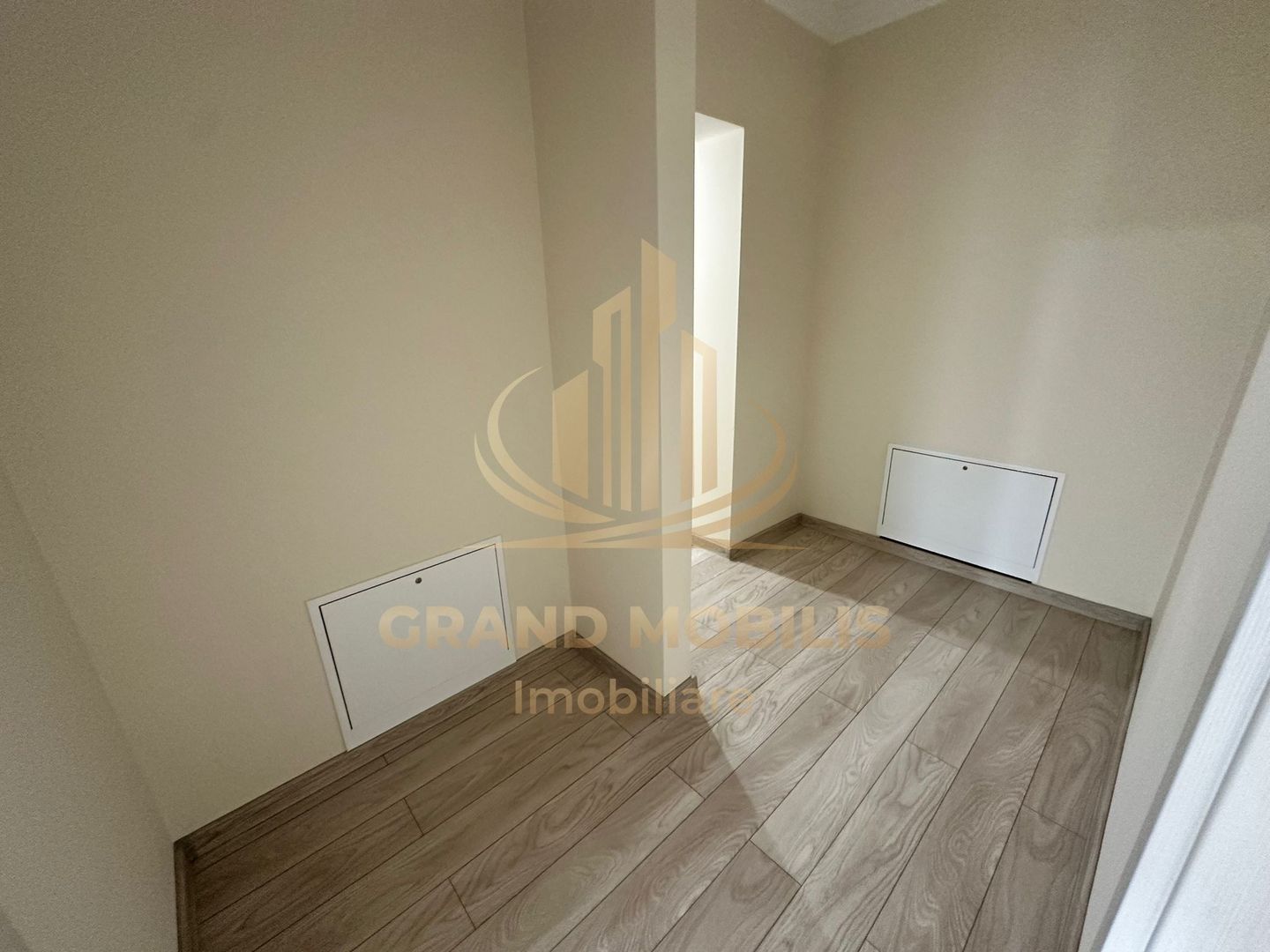 2 Cam, 2 dressing-uri, Finisaje Premium | Giroc– Hotel IQ | Investitie - imaginea 8