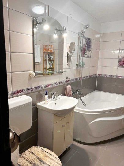 Vand apartament2 camere zona Sebastian (Str. Ileana Cosânzeana) - imaginea 13