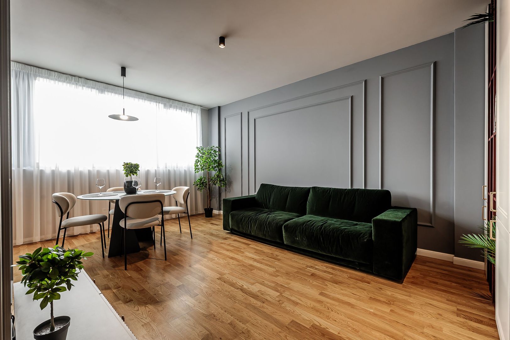 Imagine 6 - XCity Towers: 3 camere modern, etaj 2, living generos
