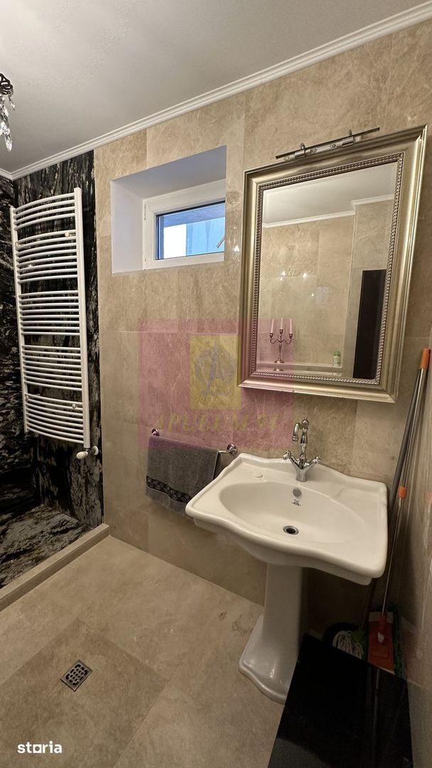 De vanzare, Apartament de LUX - imaginea 14