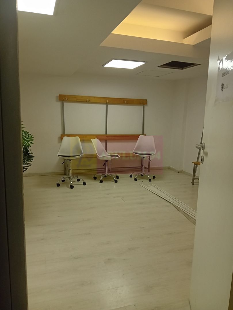 Spatiu 162 mp utili, cladire birouri | Zona 13 septembrie, Sector 5