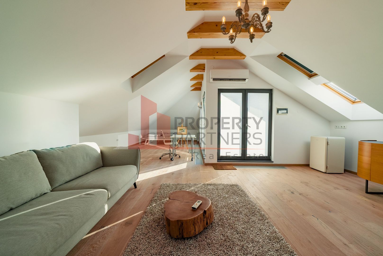 Apartament Duplex Elegant cu Terasă Panoramică – Dealul Cetății, Brașov - imaginea 15