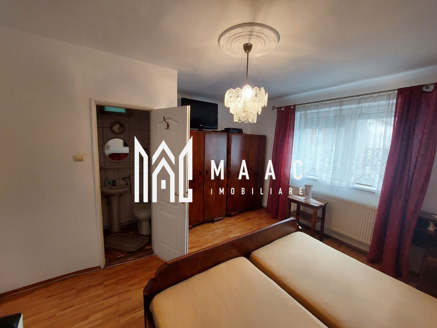 Casă 3 camere de vânzare | Tiglari, Sibiu | 108 mp | teren 400 mp - imaginea 28