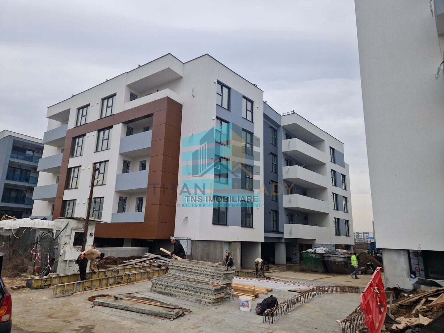 Apartament 3 Camere Decomandat 80 Mp,Finalizat, Titan – Auchan