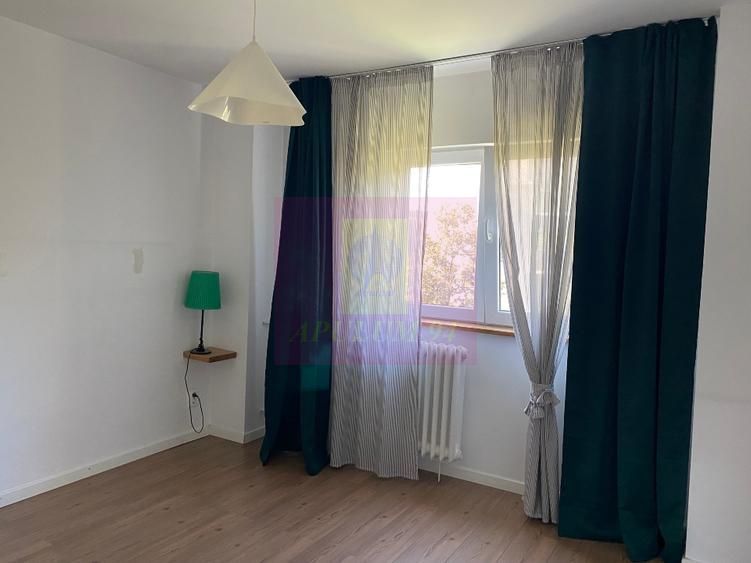 Apartament 4 camere Bd Uverturii Militari - imaginea 4