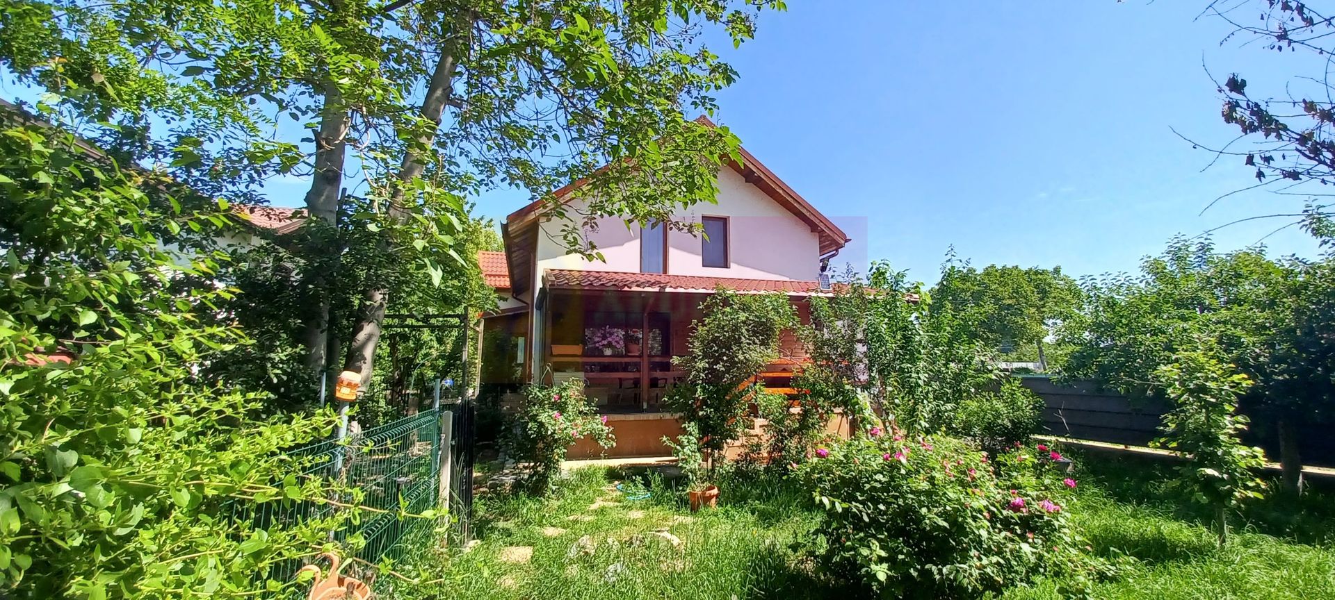 Joița, vilă 5 camere 187 mp utili + garaj, terasă, pivniță, curte 578