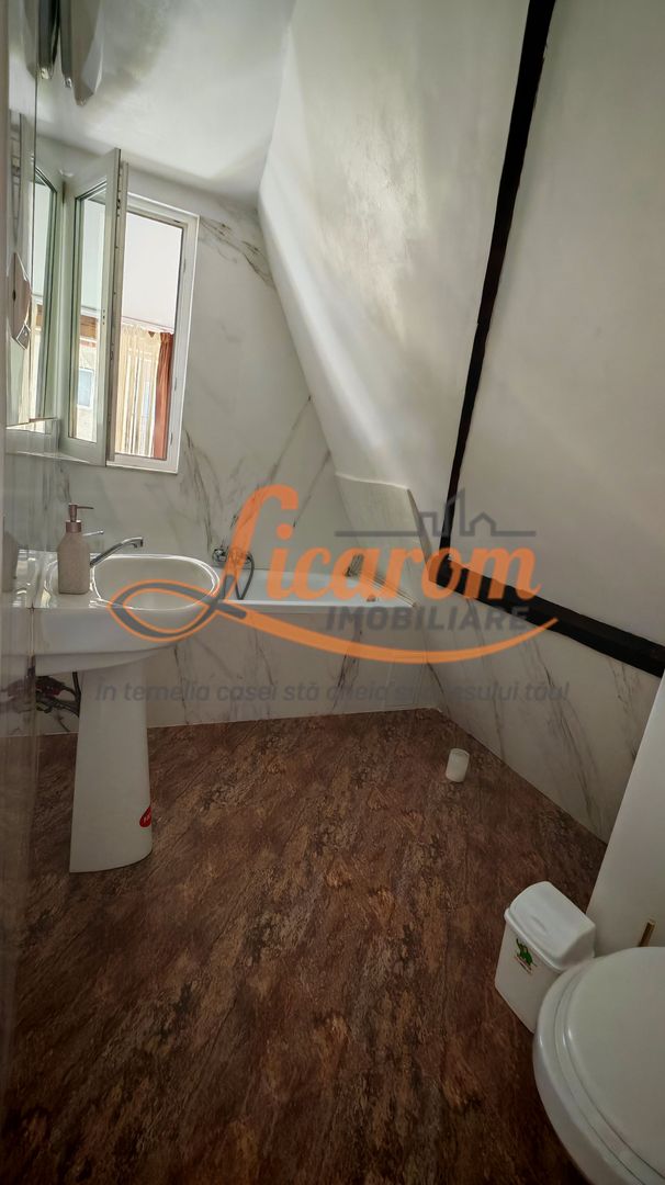 Vila 10 camere,pretabil compartimentare in 2 unitati separate,ASTRA. - imaginea 17