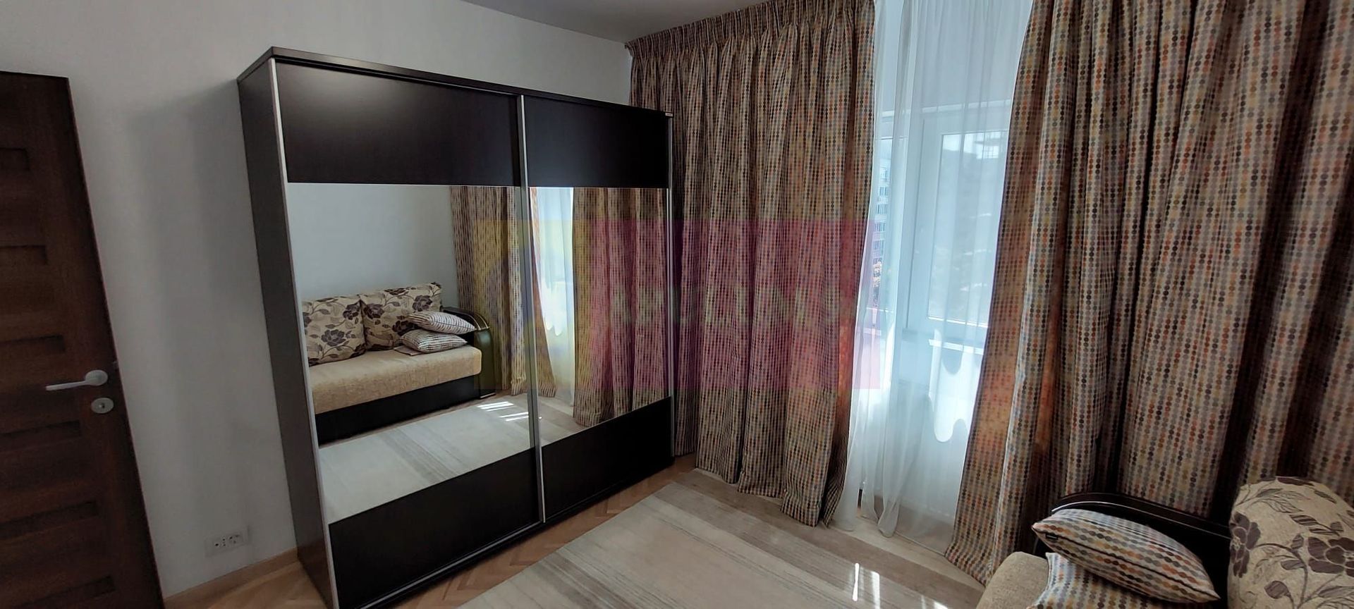 Inchiriere apartament 3camere Decebal-Th. Sperantia,prima inchiriere