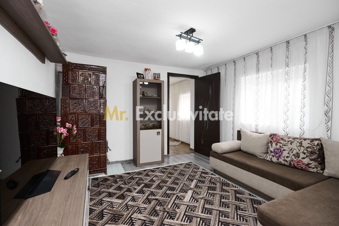Casa  + anexa în Com.  Petresti, Sat Gherghesti - Dambovița - imaginea 3