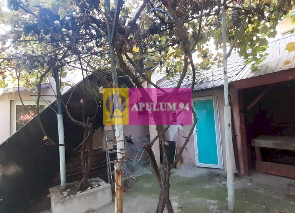 Casă pe Calea Plevnei lângă Spitalul Militar