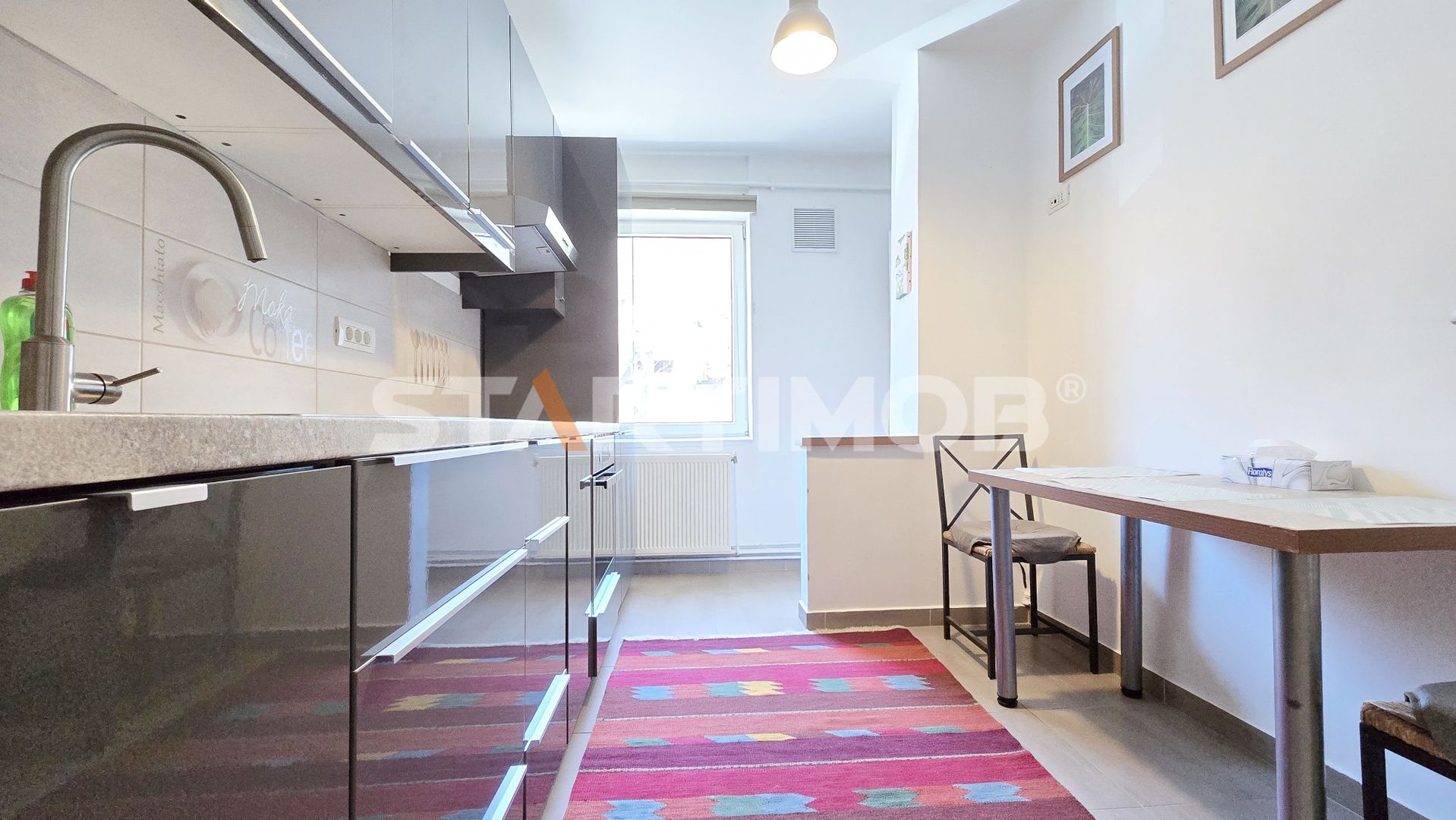 Apartament 3 camere cu parcare si boxa Central
