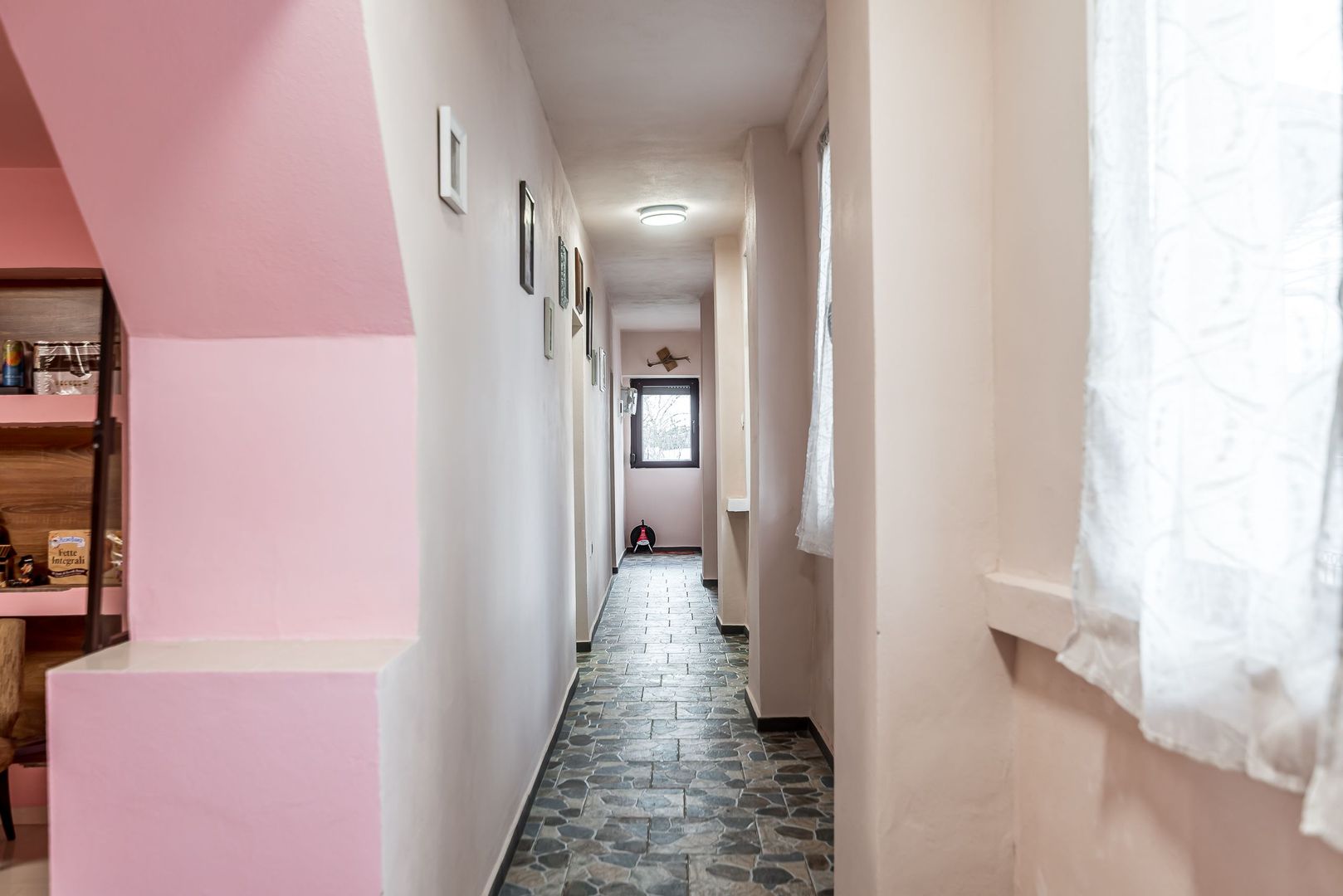 Imagine 6 - Casă în Vinga – restaurată Integral 2025 | 3 camere | utilități