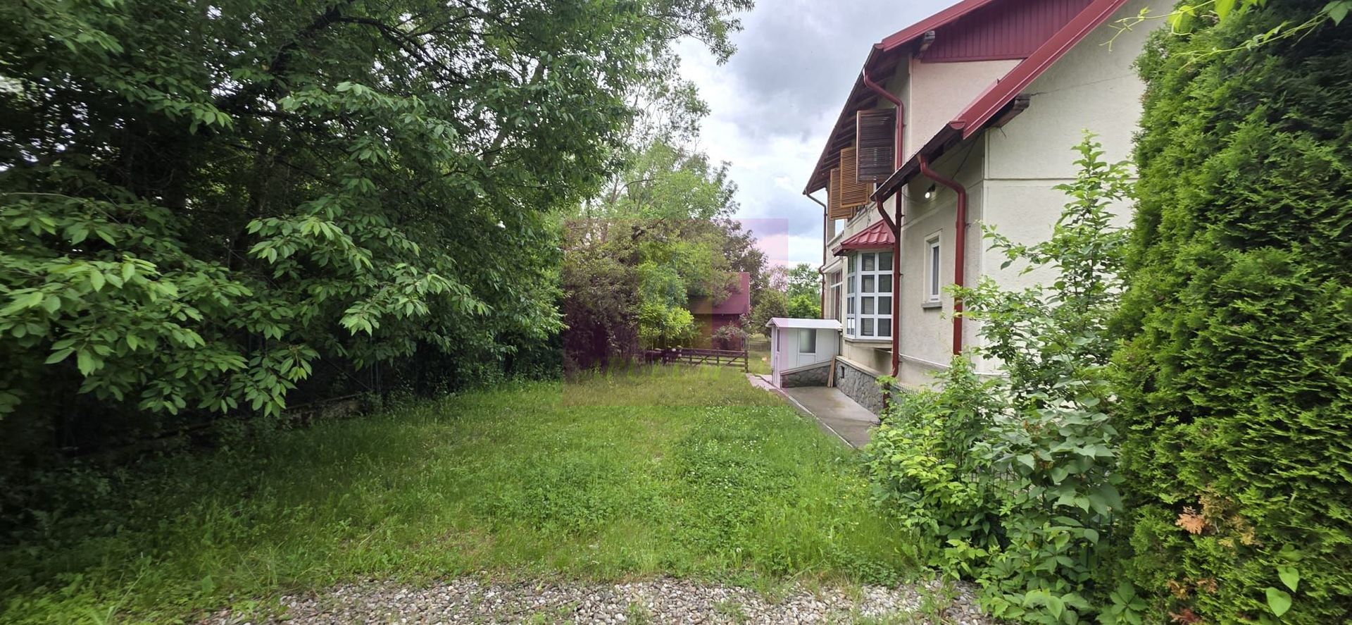 Vila de vanzare cu 6 camere si teren de 5116 mp in Cornu, Prahova - imaginea 47